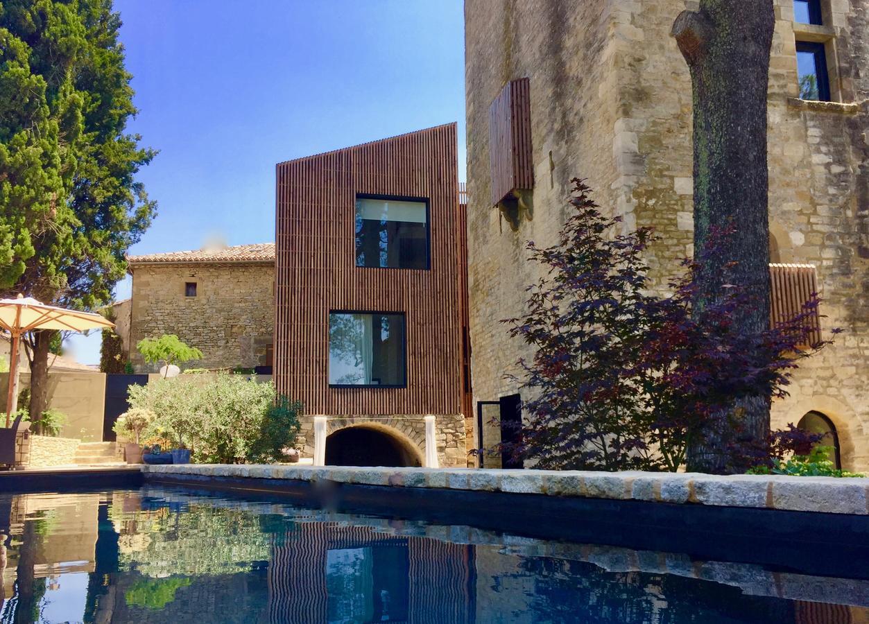 Tour Sarrazine De Montaren Bed and Breakfast Exterior foto