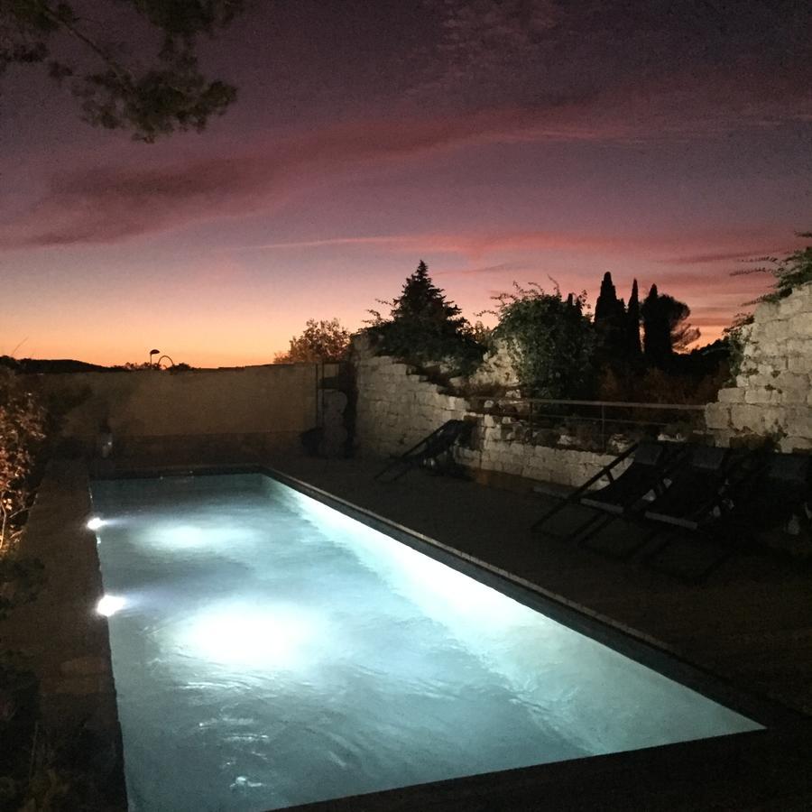 Tour Sarrazine De Montaren Bed and Breakfast Exterior foto