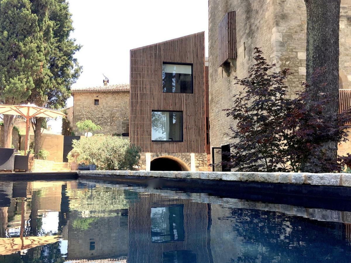 Tour Sarrazine De Montaren Bed and Breakfast Exterior foto